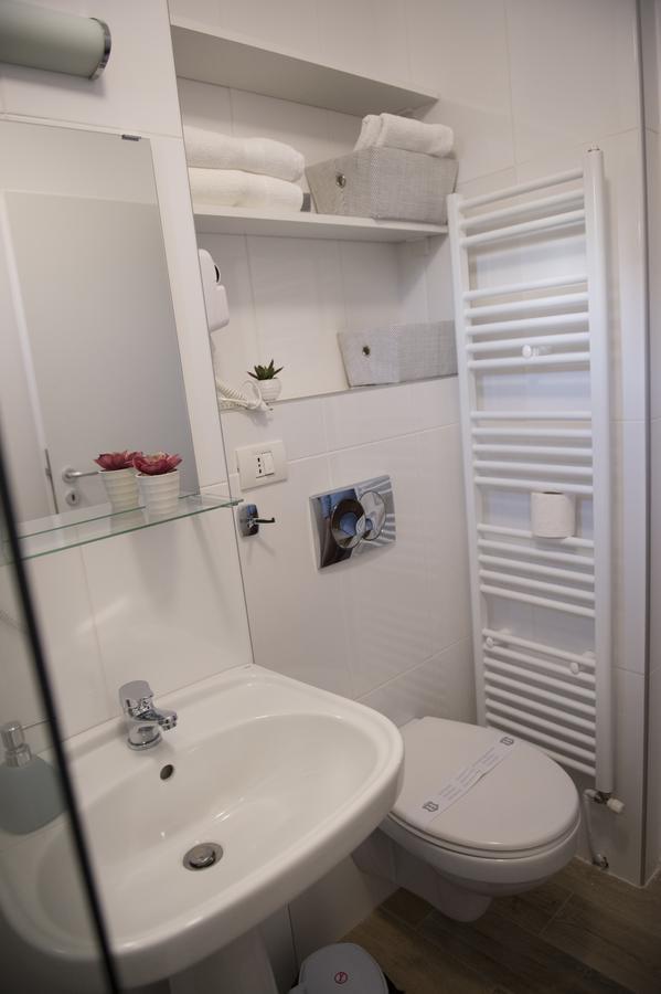 Smp Apartment 2 Timisoara Luaran gambar